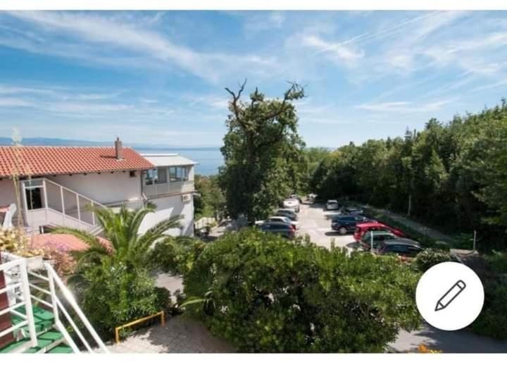 Salyna "Rooms Bela" Icici Luaran gambar