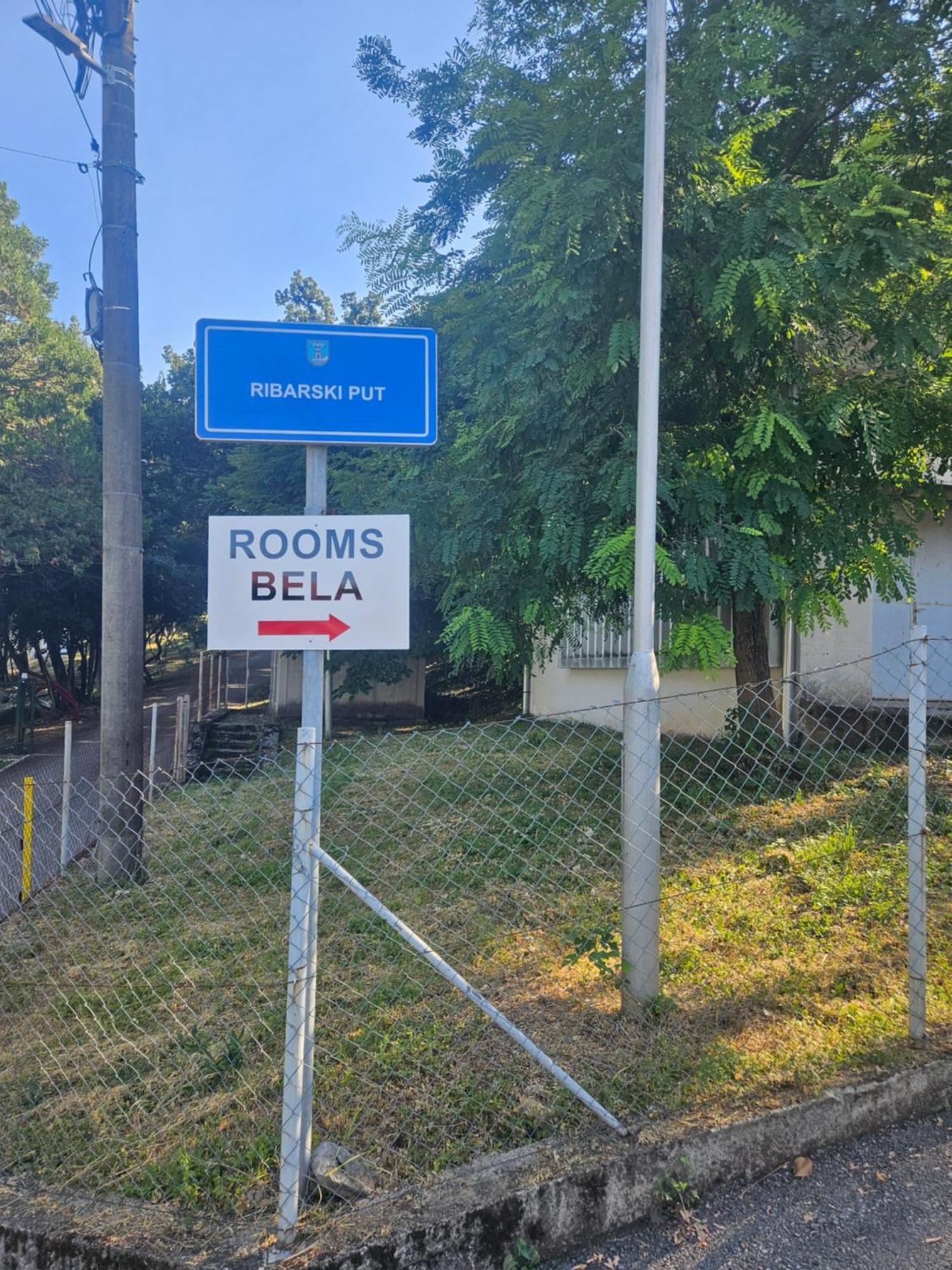 Salyna "Rooms Bela" Icici Luaran gambar